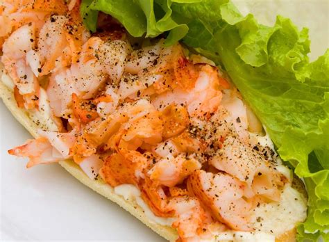 Separate sections, set aside in small bowl. Lobster Sandwich with Jicama Fennel Slaw