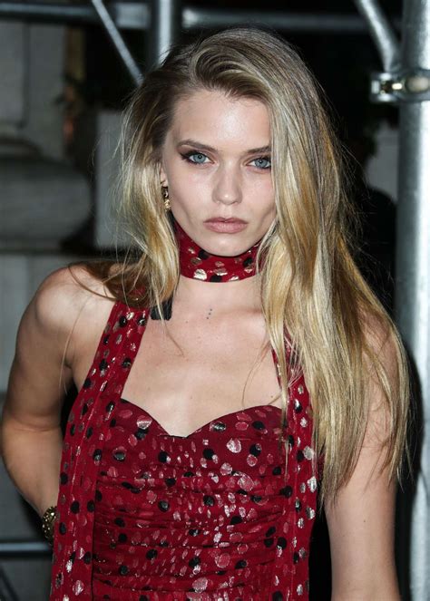 Abbey Lee Kershaw Arrives At Harpers Bazaar Icons Party 02 Gotceleb