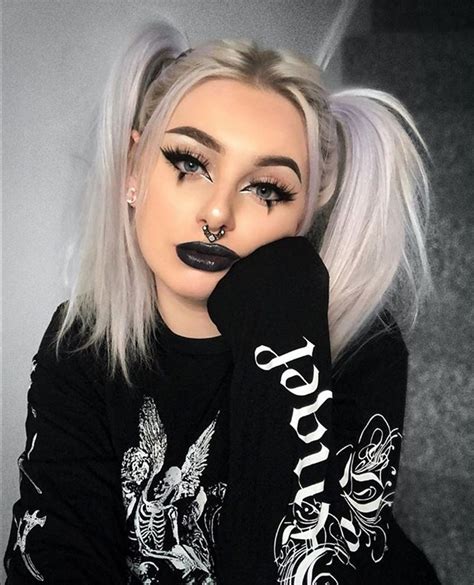 gothic models and fashion в instagram are you scared of spiders or