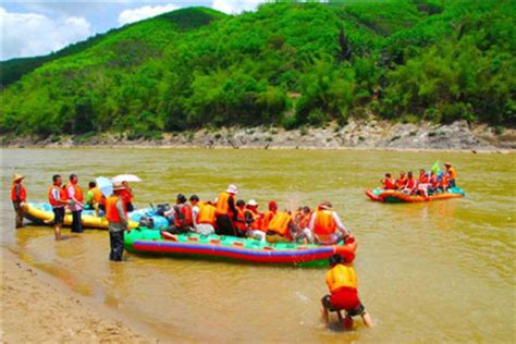 Xishuangbanna Daluo River And Rafting Tourdaluo River And Rafting Tour