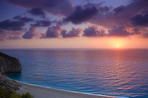 Stunning Sunset At Milos Beach Sunset Sunset Wallpaper Scenery