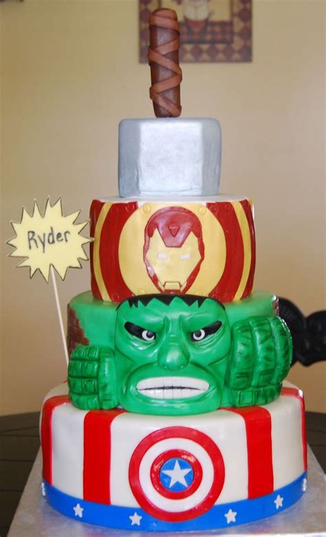 You could also replace the hulk fist with a black widow gun, antman mask or whatever you. 10 Awesome Marvel Avengers Cakes - Pretty My Party