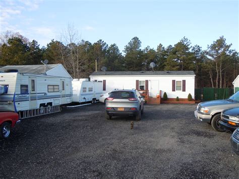 12 munsell rd, Medford, NY 11763 (Off Market NYStateMLS Listing #10441357)