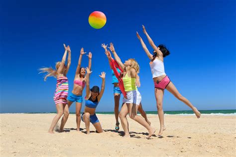 30 Beach Activities And Games For Endless Fun Playtivities
