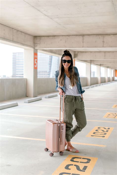 What To Wear For Summer Travel Style Your Senses