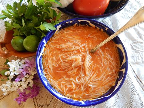 Red social de cocina cocineros y restaurantes. Preparar una rica Sopa de fideos - Vídeos de Cocina y Recetas