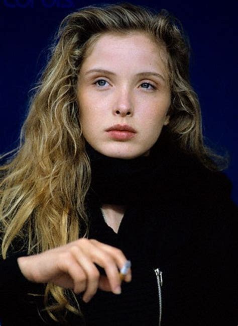 Smoking Is Sexy Julie Delpy Beautiful Actresses Actresses