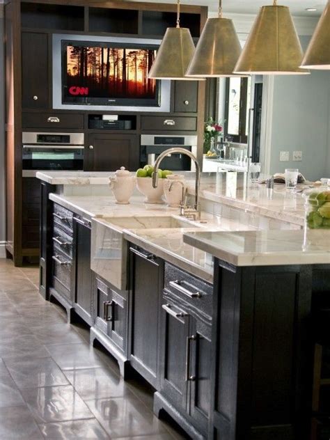 Perfect for storing extra baking and cooking tools. Kitchen Island With Sink And Dishwasher And Seating ...