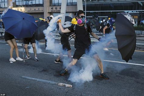 Riot Police Fire Tear Gas At Protesters In Hong Kong On Another Night Of Violence Express Digest