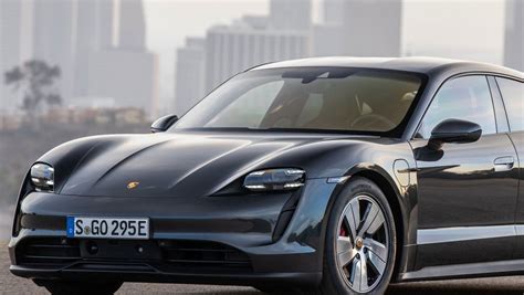 Porsche Taycan Elektroauto Schneidet Im Reichweiten Test Der Usa