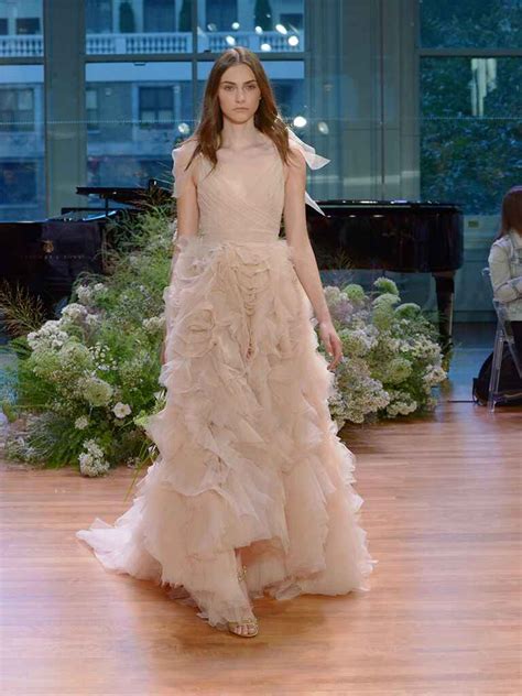 Monique Lhuillier Fall 2017 Collection Bridal Fashion Week Photos