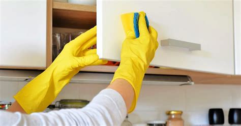 Next, use a sponge or microfiber cloth dampened with warm water to gently remove the. The Best Way to Clean Greasy Kitchen Cabinets | Housewife How-Tos