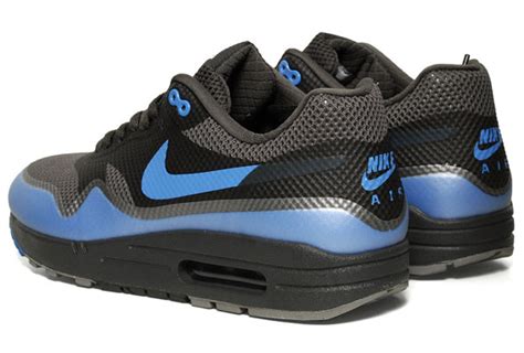 Nike Air Max 1 Hyperfuse Black Blue Glow New Images