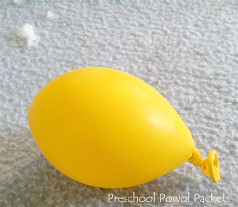 Blow Up A Balloon With Dry Ice Science Experiment Preschool Powol Packets