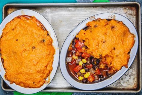 And now that there are so many quick options. "Tartas Pastores": Mexican Shepherd's Pies with Smoky Sweet Potato Crust | Spicy vegan recipes ...
