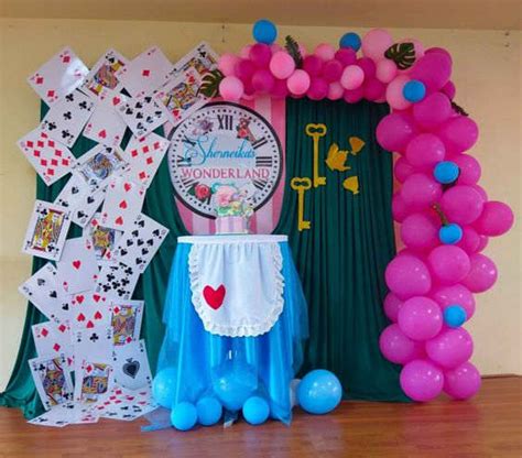 65 Whimsical And Fun Alice In Wonderland Party Ideas Hubpages