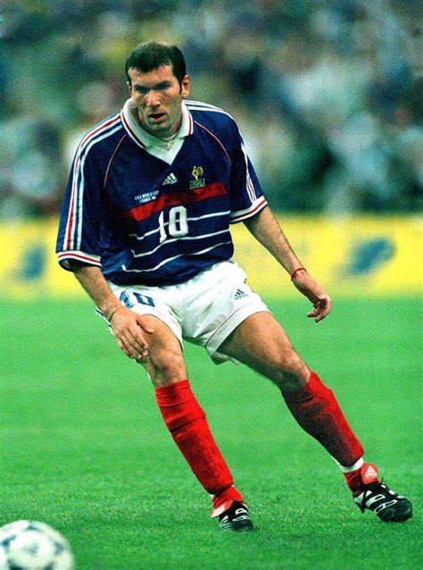 Zinedine yazid zidane (born 23 june 1972), popularly known as zizou, is a french former professional football player who played as an attacking midfielder. 24 best Zizou images on Pinterest | Football soccer ...