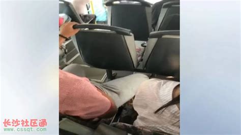 江苏南通猥琐男10路公交车上做出不雅动作 女乘客大声喝止 法制 长沙社区通