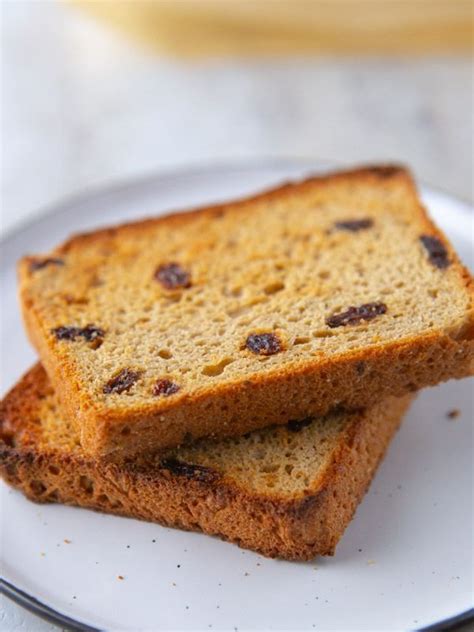 It's typically made of blended cashews, nutritional yeast, water and a blend of seasonings. Gluten-Free Cinnamon Raisin Bread | Recipe | Cinnamon ...