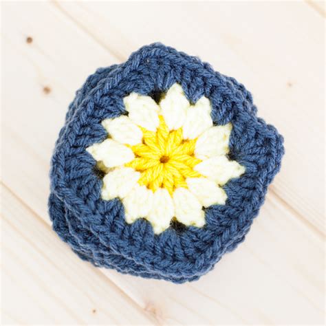 Modified Daisy Granny Square Free Crochet Pattern Page 2 Of 2 You