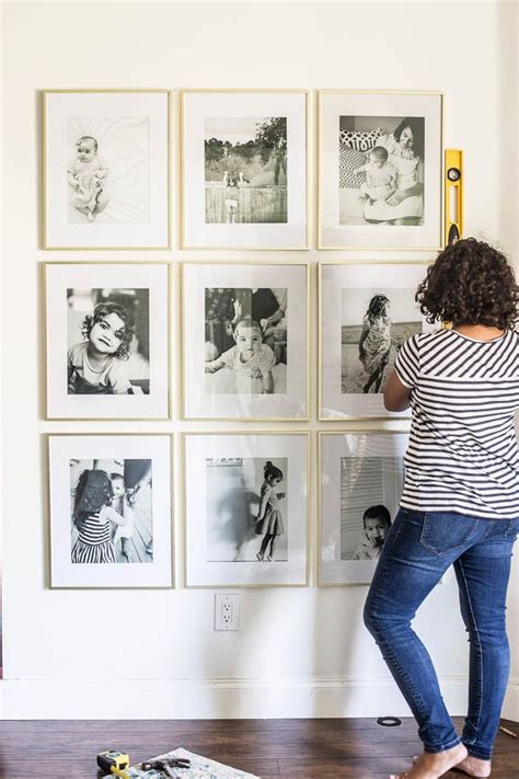 Designed in canada, ships worldwide. Grid Style Gallery Wall - Easy Tips for Displaying Family ...
