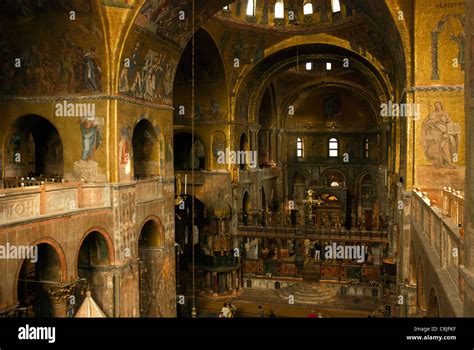 San Marco Cathedral Interior Stockfotografie Alamy