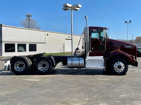 Used 2015 Kenworth T800 Day Cab Paccar Mx13 455hp 10 Speed Manual