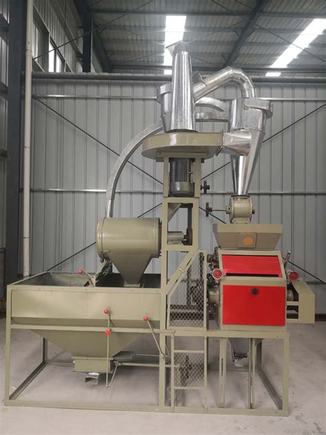 Small Scale Corn Wheat Flour Roller Milling Machine Maize Processing