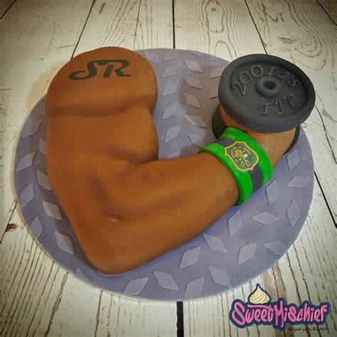 muscle man cake