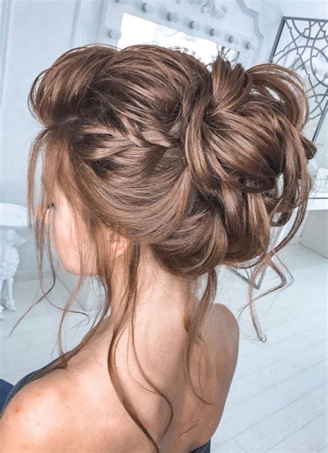 44 messy updo hairstyles the most romantic updo to get an elegant look coiffure mariée