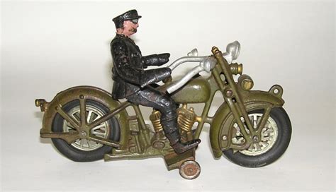 Nice Hubley Solo Cast Iron Harley Davidson Motorcycle W Driver NO