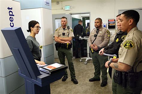 Photo Gallery Sheriffs Office Deploys New Body Scanner In Main Jail Intake Area Santa Cruz