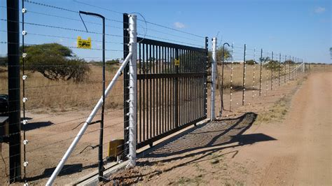 Remote control electric door lock swing gate electromagnetic yard fence gate lock. Automatic Sliding Gates Photo Gallery - Africa Power Fencing