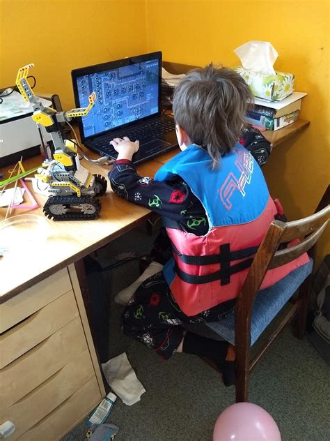 Even Eight Year Olds Love Factorio R Factorio