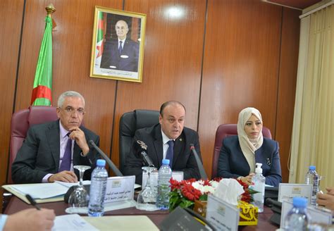 السيد عبد الرشيد طبي وزير العدل، حافظ الأختام يعرض أمام لجنة الشؤون القانونية والإدارية والحريات