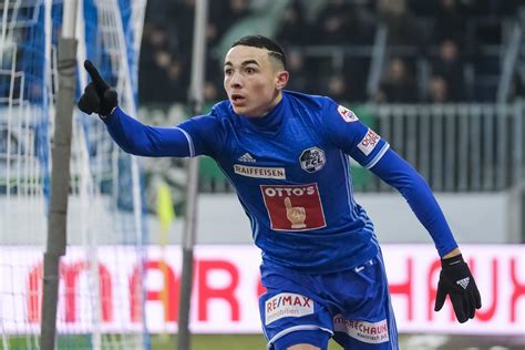 Ruben vargas fifa 21 career mode. Ruben Vargas mit Vertragsverlängerung beim FCL ...
