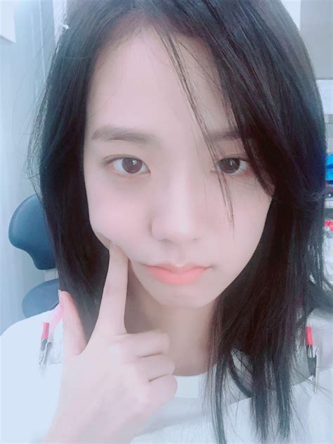Who is the hottest blackpink member in this area? 8 Pictures of BLACLPINK Without Makeup - Showbizkorea