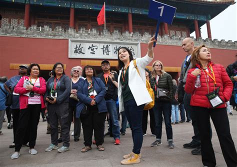 New Rules Laid Out For Tour Guides China Cn