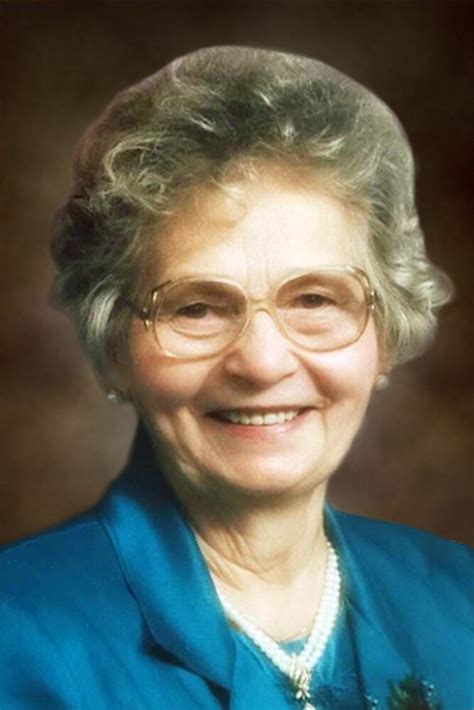 Obituary Of Elizabeth Orosz Cropo Funeral Chapel Serving Winnipeg