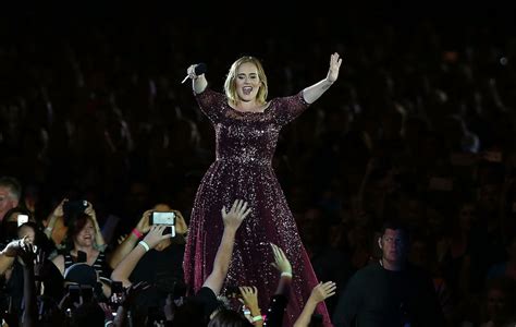 Adele Says She Doesn T Know If I Will Ever Tour Again