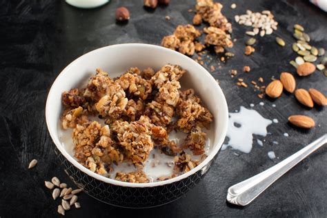 Keto Granola Your Answer To Healthy Low Carb Snacking Betterme