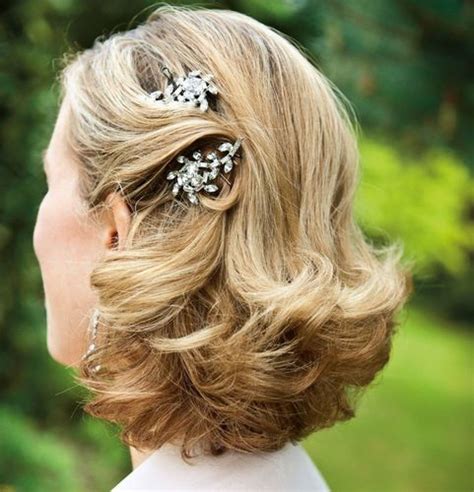 55 Stunning Mother Of The Bride Hairstyles 2022 Fabbon