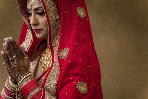 asian and indian wedding photographer documentary and storytelling style wedding photography