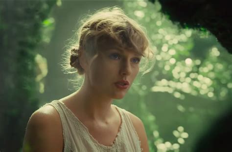 Taylor Swift Releases New Album Folklore Shares Video For Cardigan