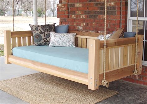 The 1st part of a 2 part series showing you how to easily make your own porch swing bed!!! DIY Outdoor Hanging & Swing Beds for Your Porch & Garden ...