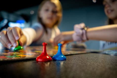 Iné Miesta Chov Zadržanie Playing Board Games Its Benefits In Education