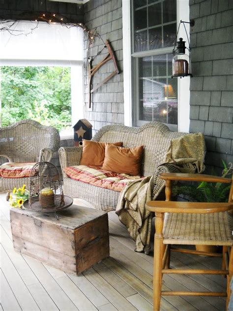 24 Great Rustic Decoration Ideas For Your Front Porch