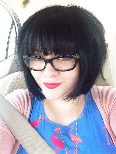 Short Hairstyles With Bangs And Glasses