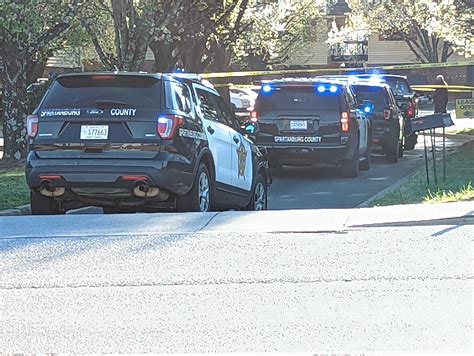 Coroner responds to shooting at Spartanburg apartment complex