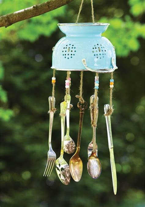 Apr 01, 2021 · the chime withdrawal limits vary depending on the method of withdrawal, but there is no limit to the number of times you can withdraw funds using your chime bank visa debit card each day. Repurposed Silverware Wind Chime | Outdoor Garden ...